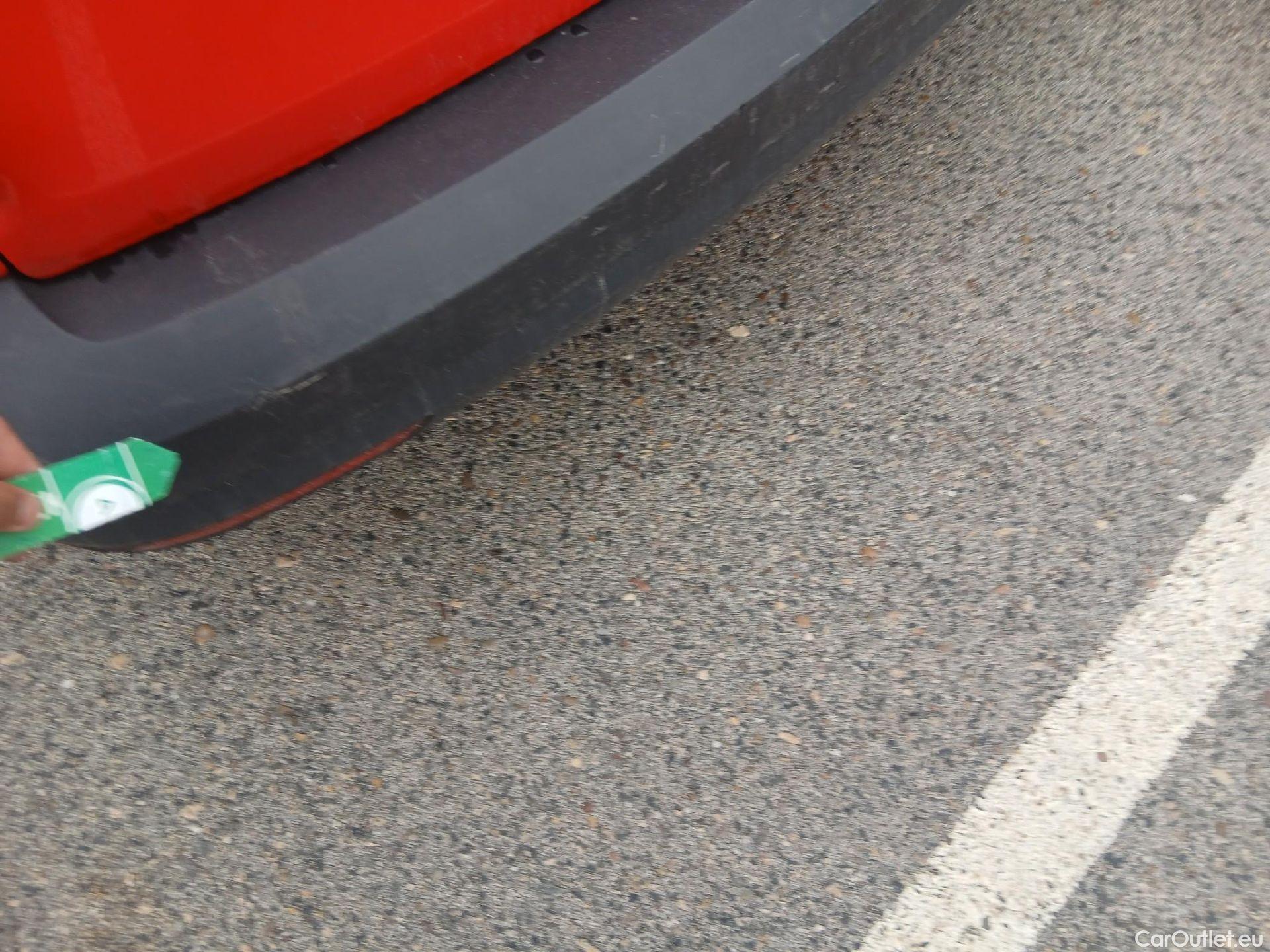  Volkswagen  Caddy VOLKSWAGEN  / 2015 / 4P / combi Business Profesional Kombi 2.0 TDI 75kW #20