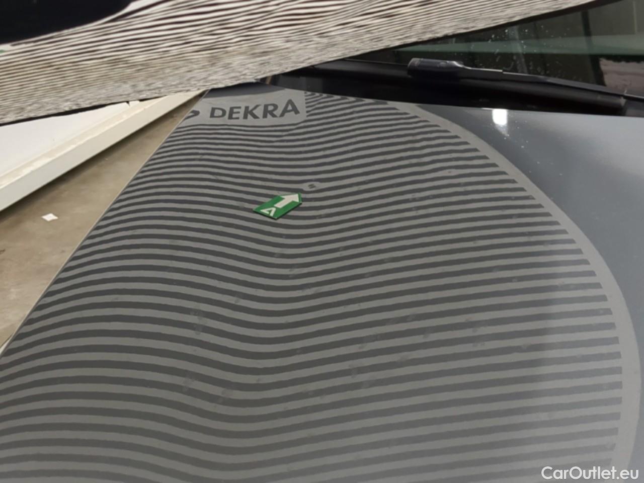  KIA  Sportage KIA  / 2021 / 5P / SUV 1.6 T-GDI 265 PHEV AUTO 4WD GT-L PREM BU #27