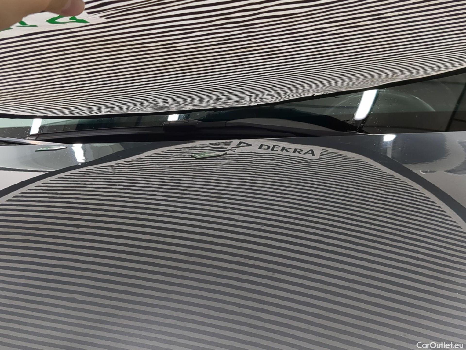  KIA  Sportage KIA  / 2021 / 5P / SUV 1.6 T-GDI 265 PHEV AUTO 4WD GT-L PREM BU #23