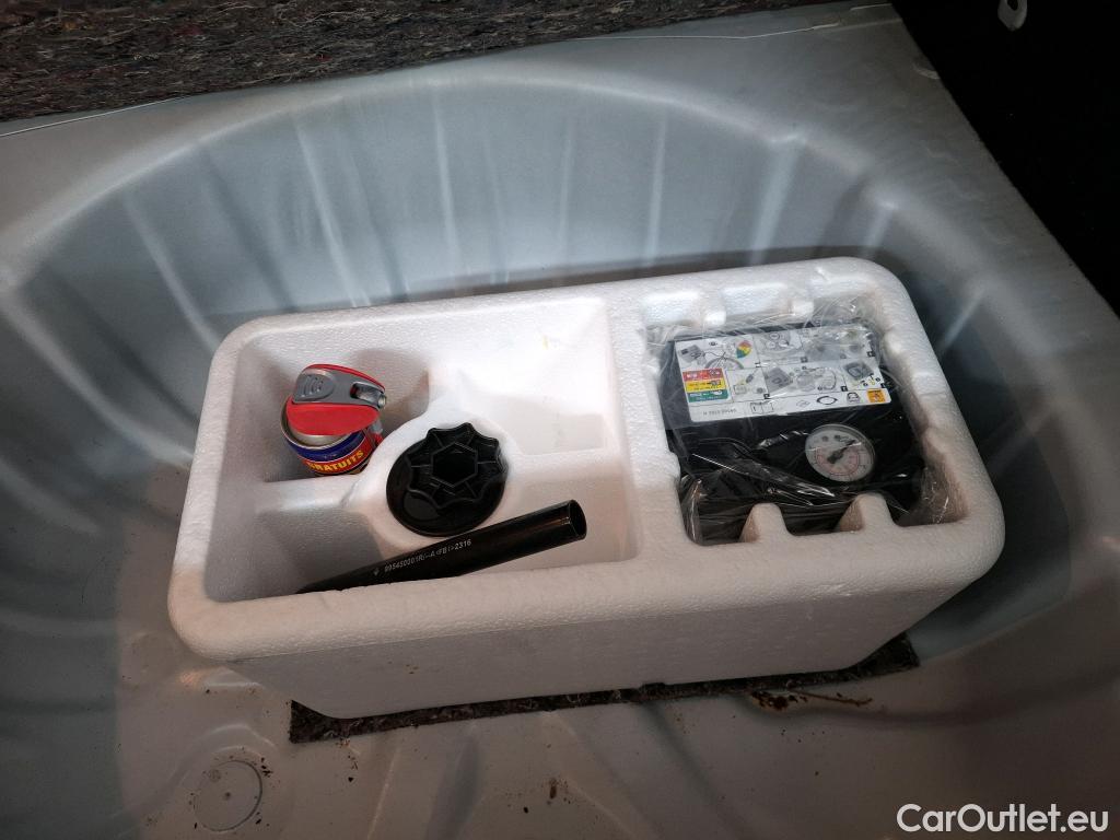  Dacia  Sandero  III Confort 1.0 TCe 90CV BVM5 E6d #17