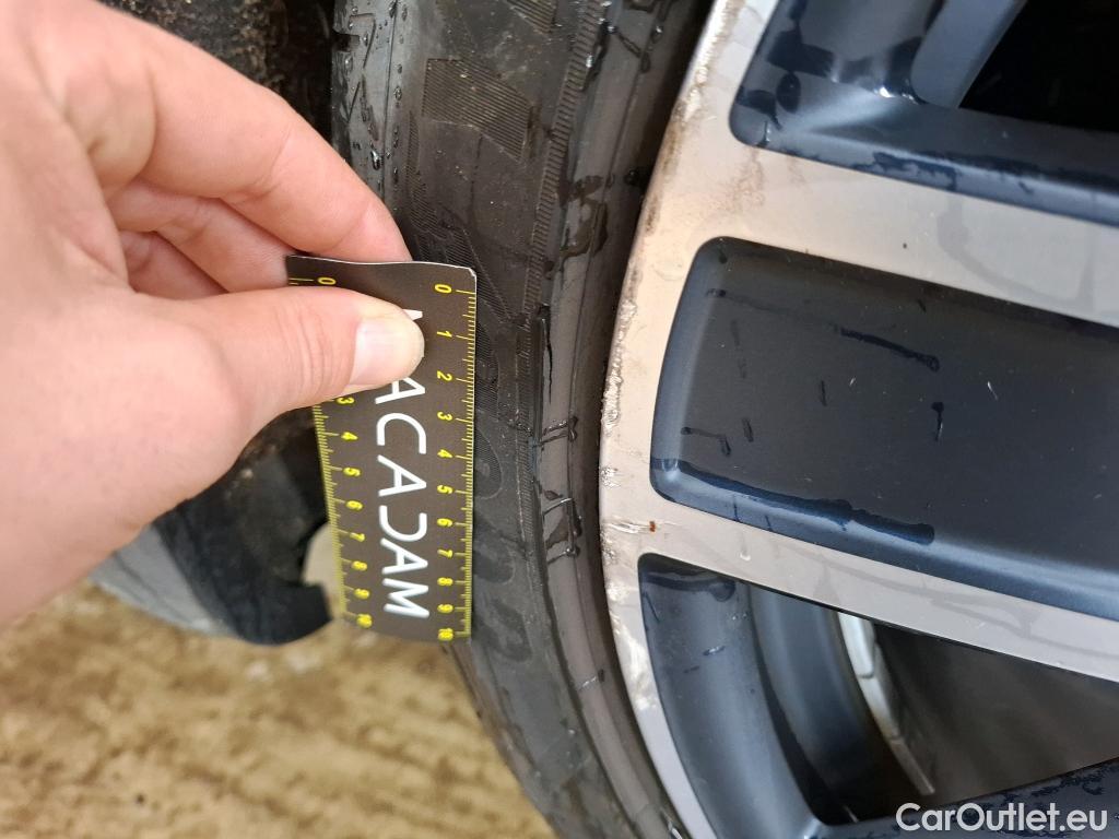  Mini  Countryman MINI  / 2020 / 5P / Crossover Cooper SE ALL4 Yours 125+95ch BVA6 #28