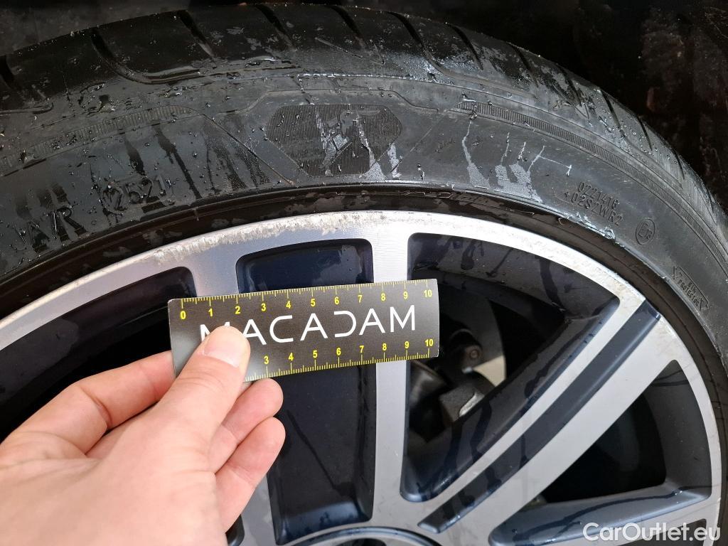  Mini  Countryman MINI  / 2020 / 5P / Crossover Cooper SE ALL4 Yours 125+95ch BVA6 #37