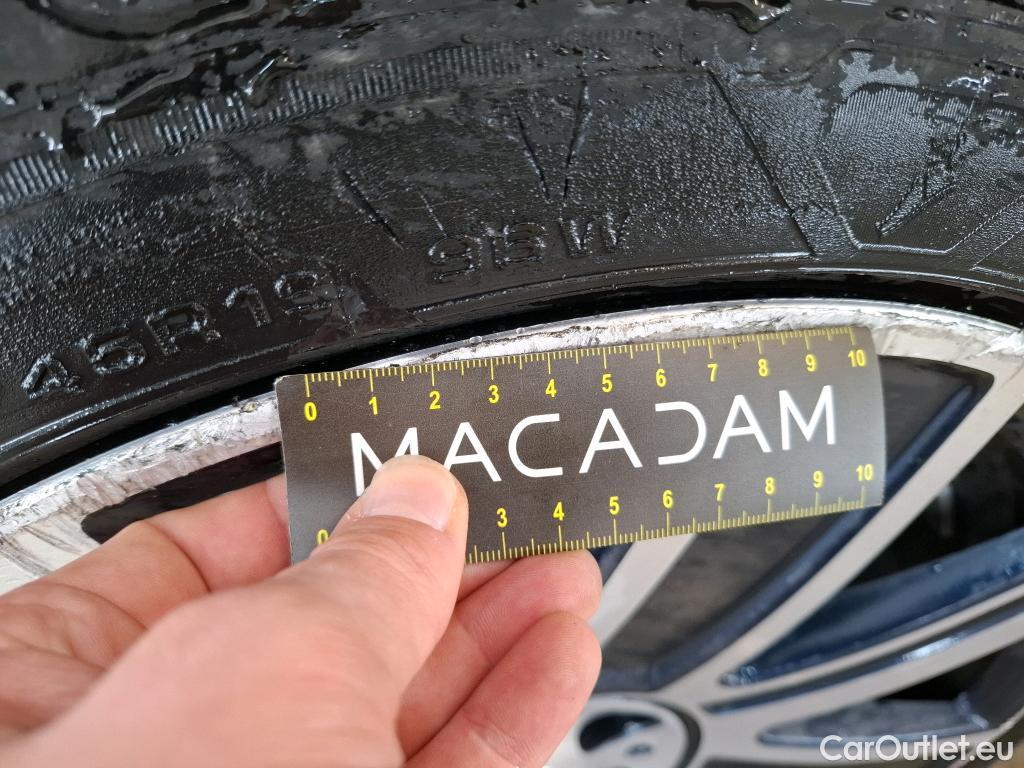  Mini  Countryman MINI  / 2020 / 5P / Crossover Cooper SE ALL4 Yours 125+95ch BVA6 #26