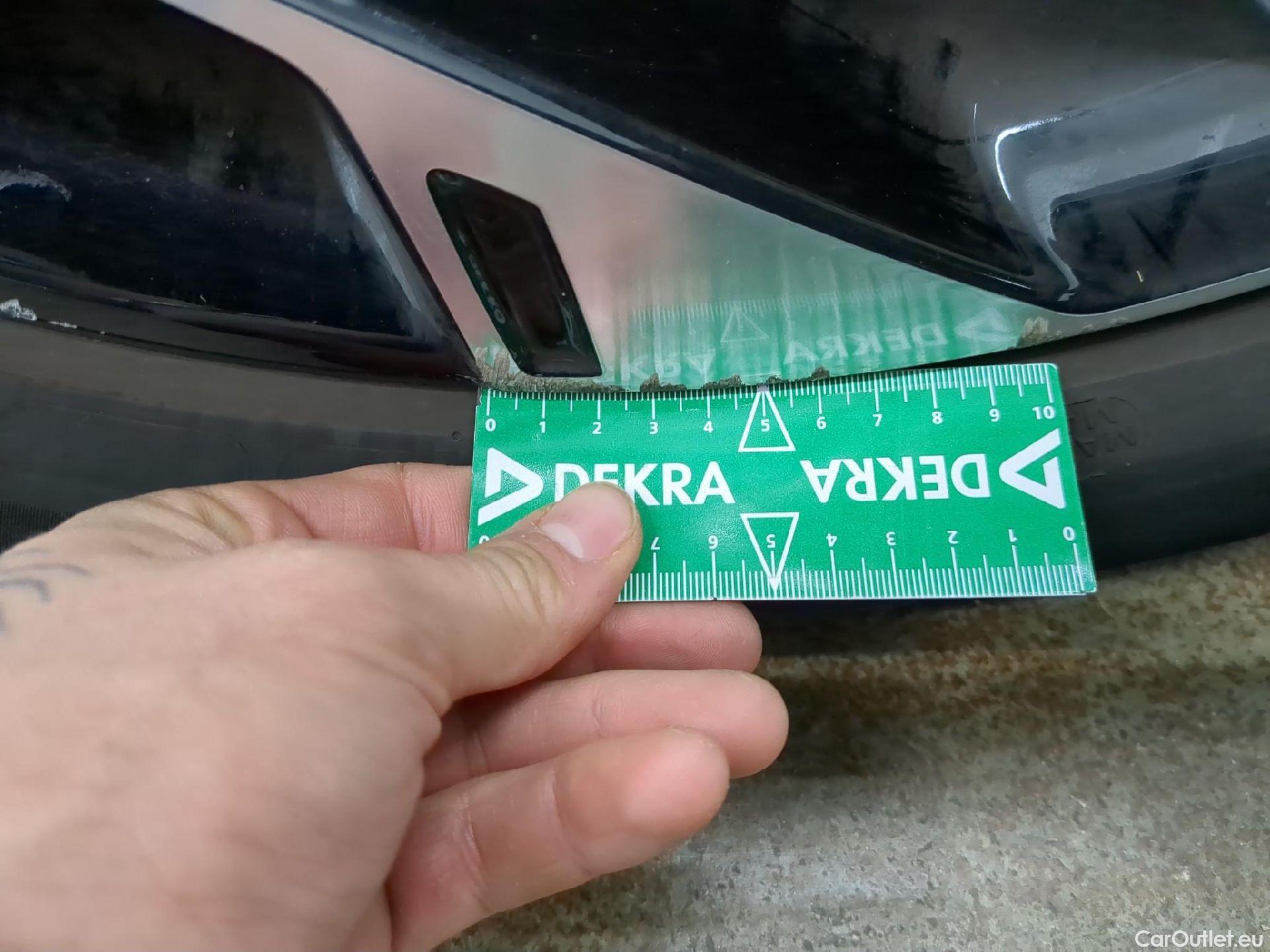  KIA  Sportage KIA  / 2021 / 5P / SUV 1.6 T-GDI 265 PHEV AUTO 4WD GT-L PREM BU #12