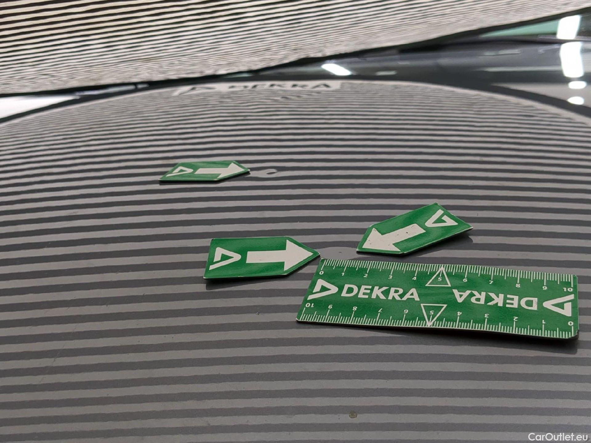  KIA  Sportage KIA  / 2021 / 5P / SUV 1.6 T-GDI 265 PHEV AUTO 4WD GT-L PREM BU #26