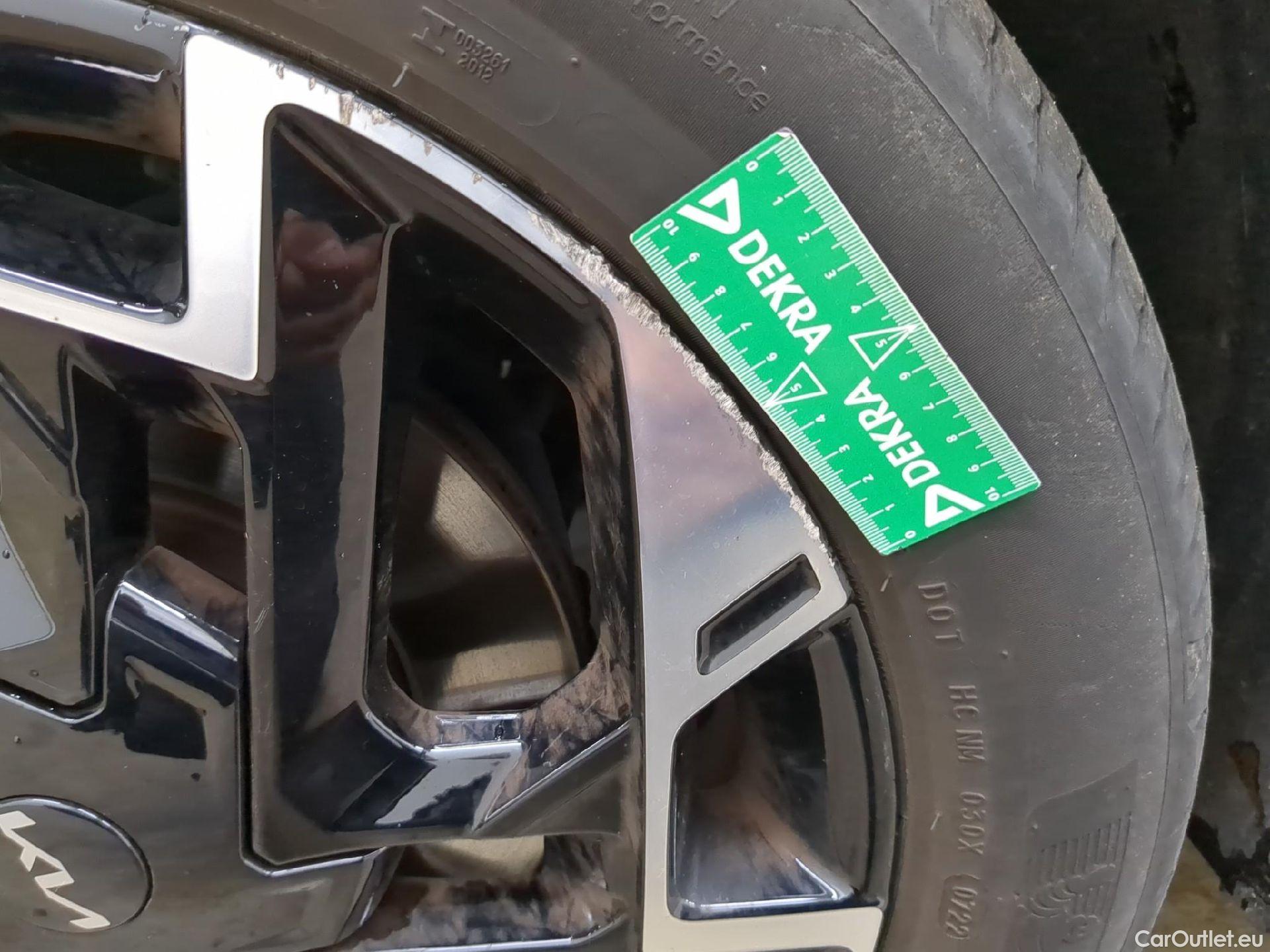  KIA  Sportage KIA  / 2021 / 5P / SUV 1.6 T-GDI 265 PHEV AUTO 4WD GT-L PREM BU #2