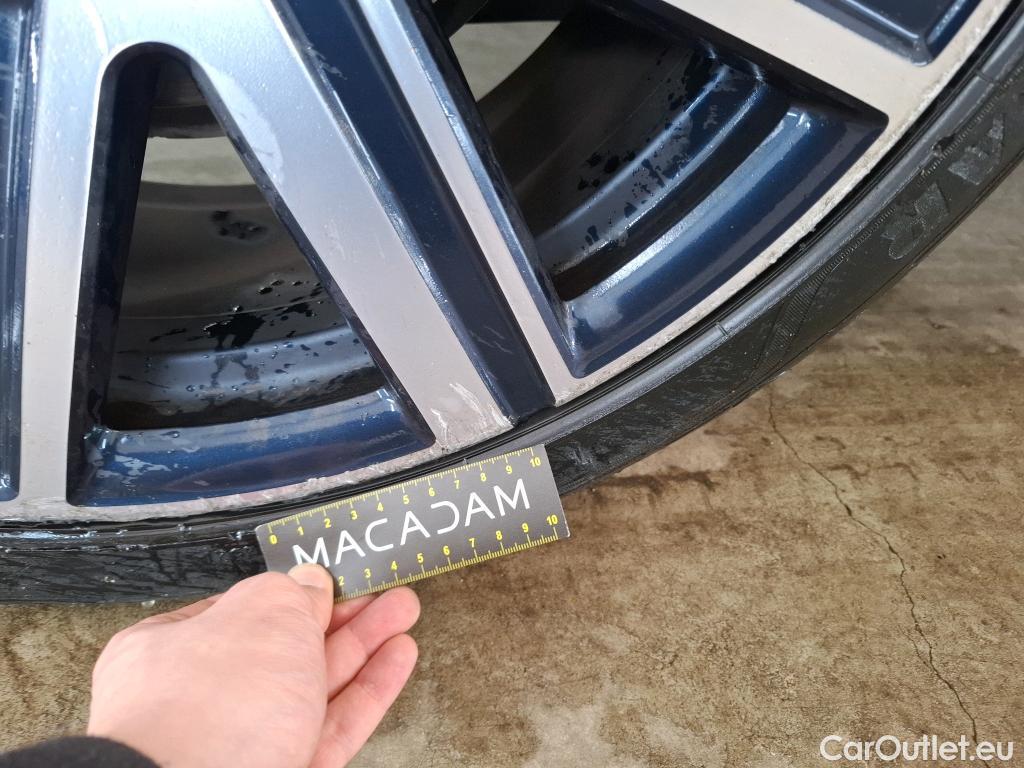  Mini  Countryman MINI  / 2020 / 5P / Crossover Cooper SE ALL4 Yours 125+95ch BVA6 #13