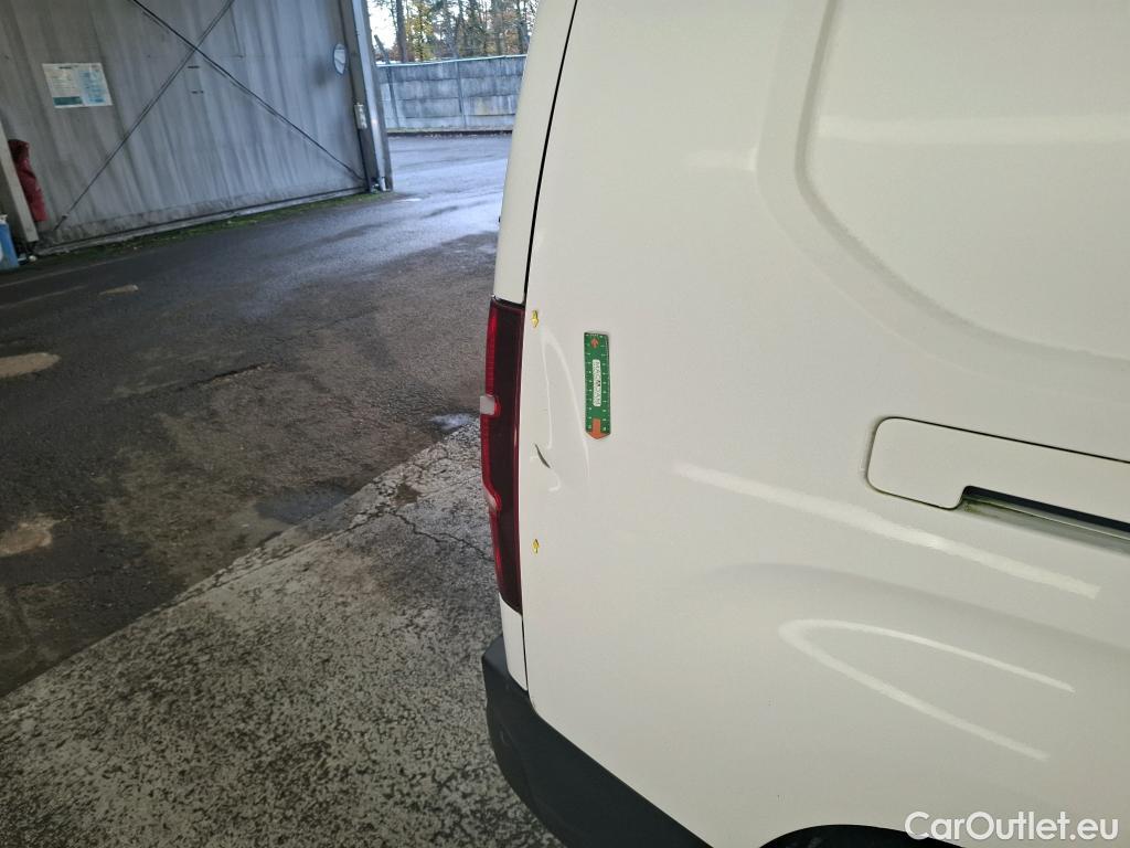  Citroen  Berlingo  Fourgon Driver XL 950 1.5 BlueHDi 100CV BVM5 E6dT #4
