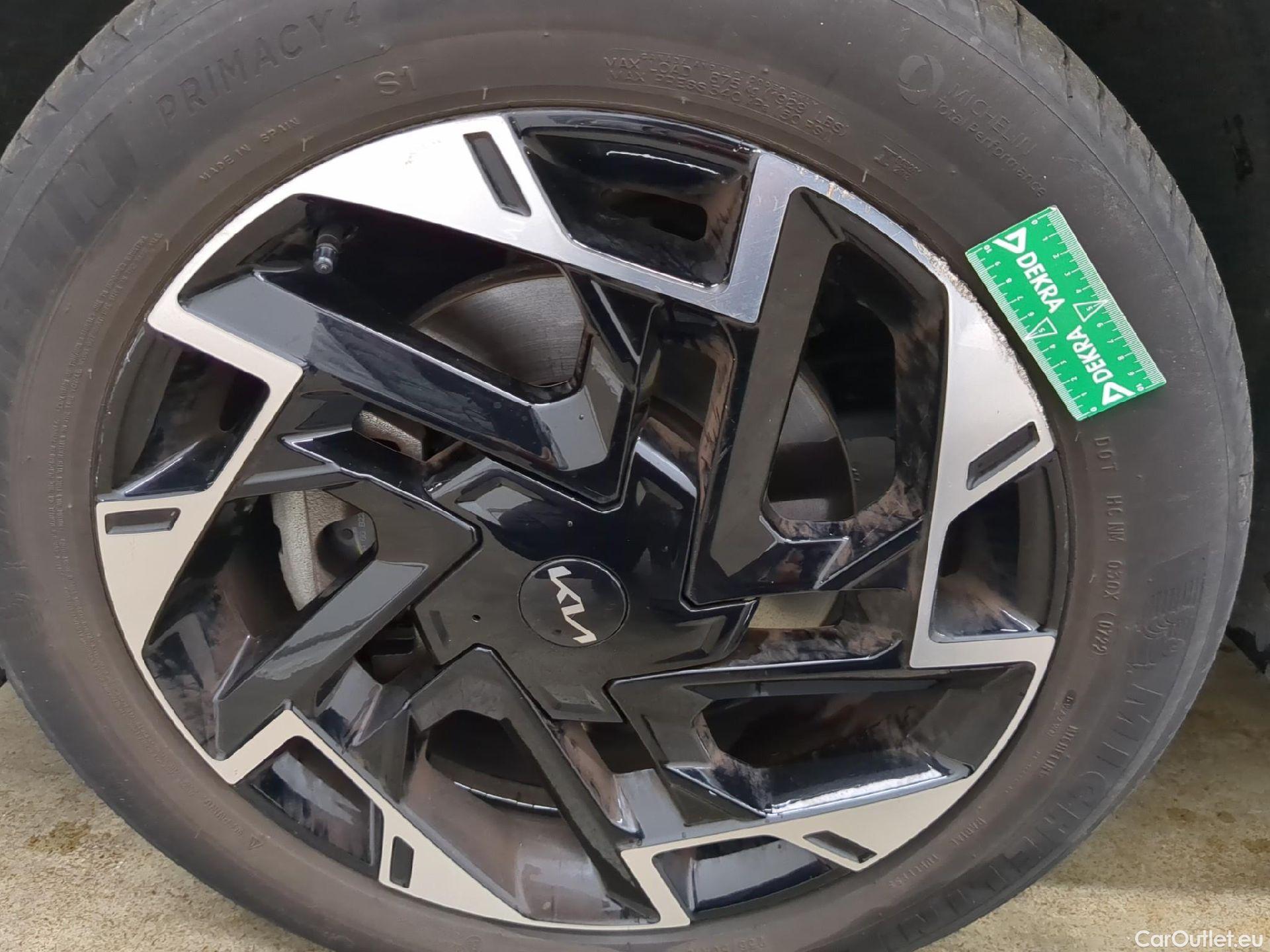  KIA  Sportage KIA  / 2021 / 5P / SUV 1.6 T-GDI 265 PHEV AUTO 4WD GT-L PREM BU #1