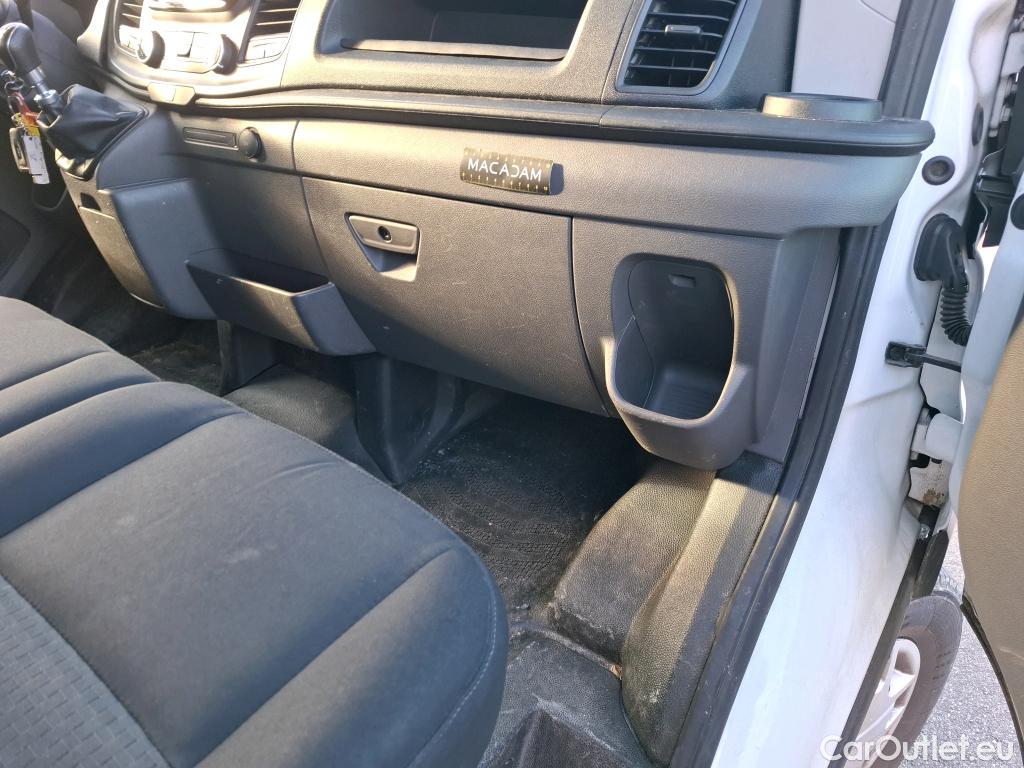  Ford  Transit FORD  / 2019 / 2P / Châssis cabine T 350 L4 TREND B 2.0 ecob 130 HDT #17