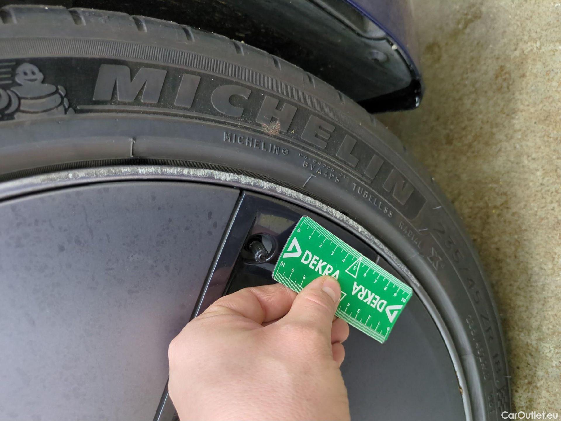  Tesla  Model 3 TESLA  / 2018 / 4P / Berline - #3