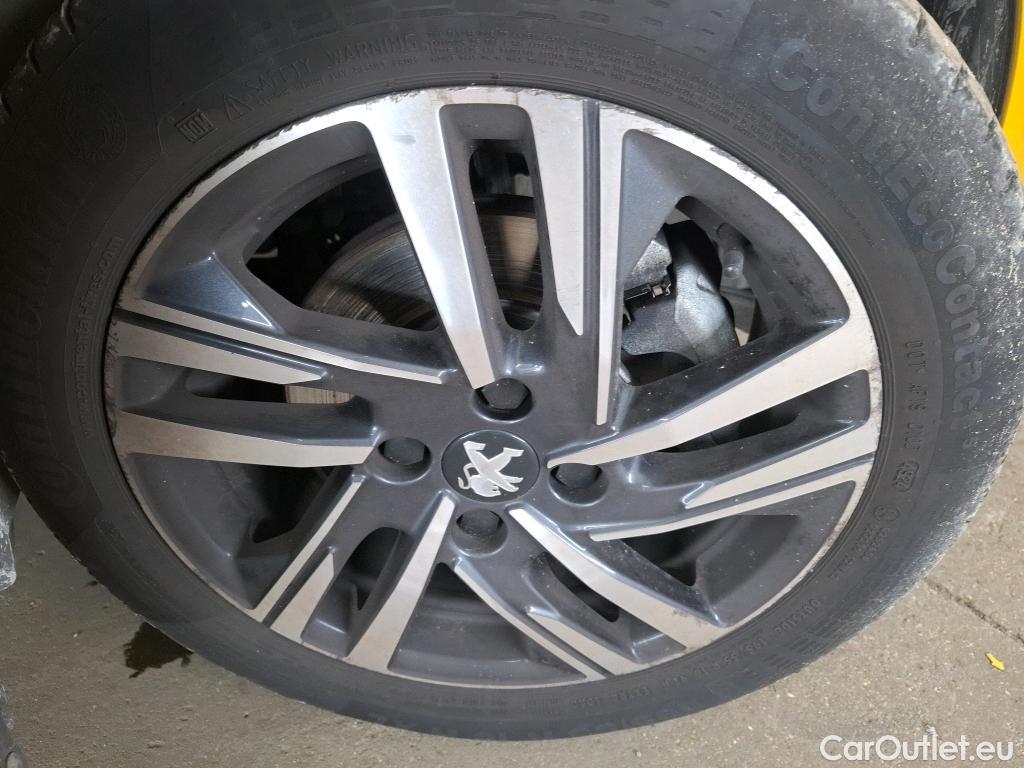  Peugeot  208  Allure Pack 1.2 PureTech 100CV BVA8 E6d #41