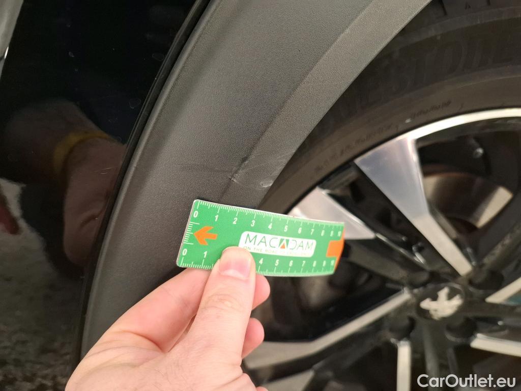  Peugeot  2008  Allure Business 1.5 HDi 110CV BVM6 E6d #40