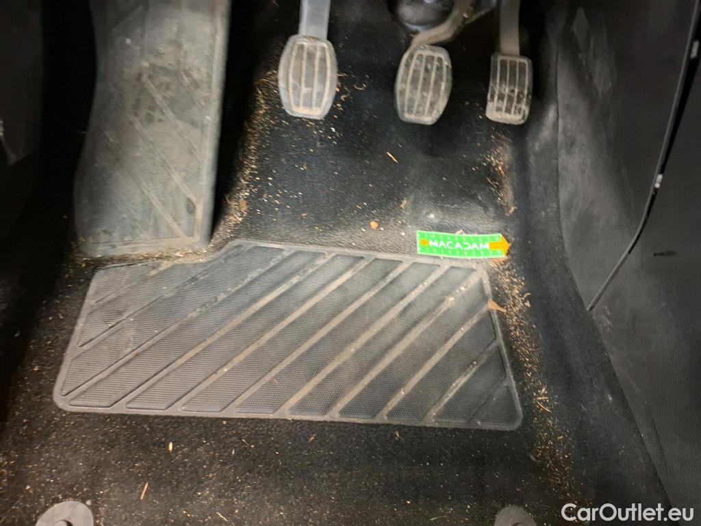  Peugeot  3008  Active Business 1.5 HDi 130CV BVM6 E6dT #16