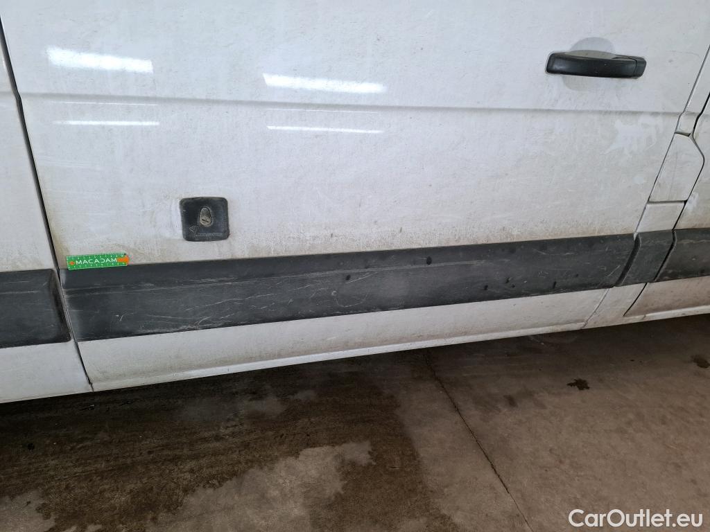  Renault  Master RENAULT  / 2019 / 4P / Fourgon tôlé FG Tr GCF F3300 L2H2 Energy dCi 150 #38