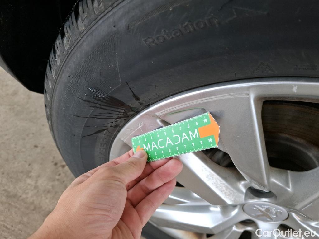  Peugeot  3008  Active Business 1.5 HDi 130CV BVM6 E6dT #15