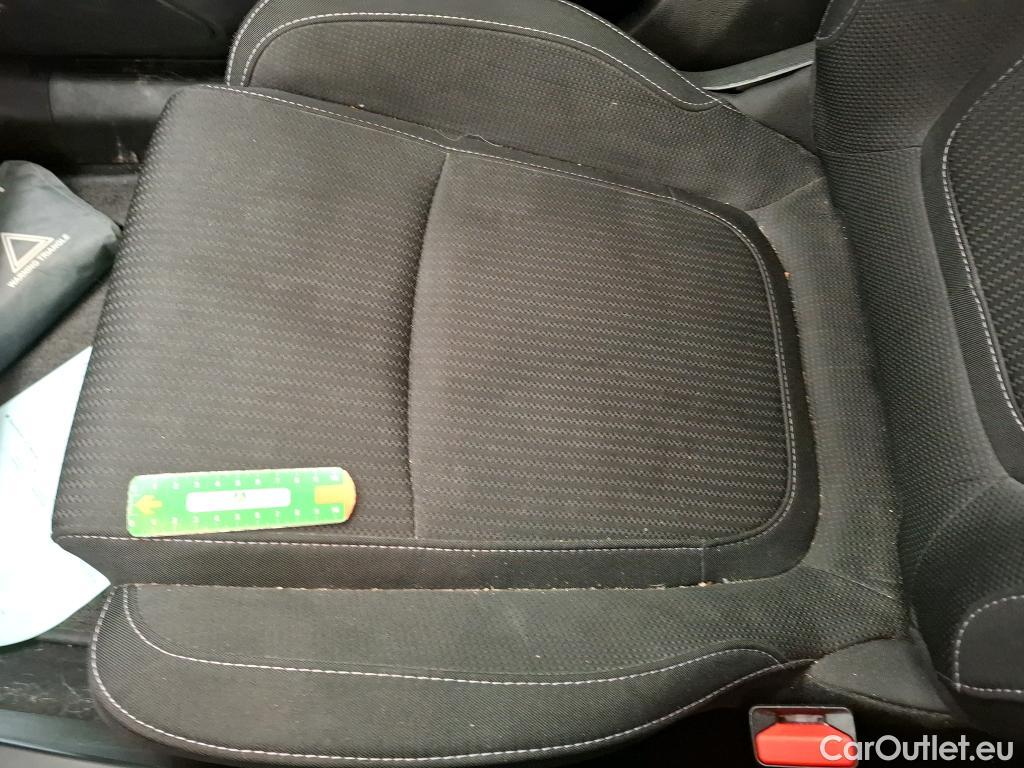  Renault  Megane  IV Berline 5 ptes. Business 1.5 dCi 115CV BVM6 E6d #23