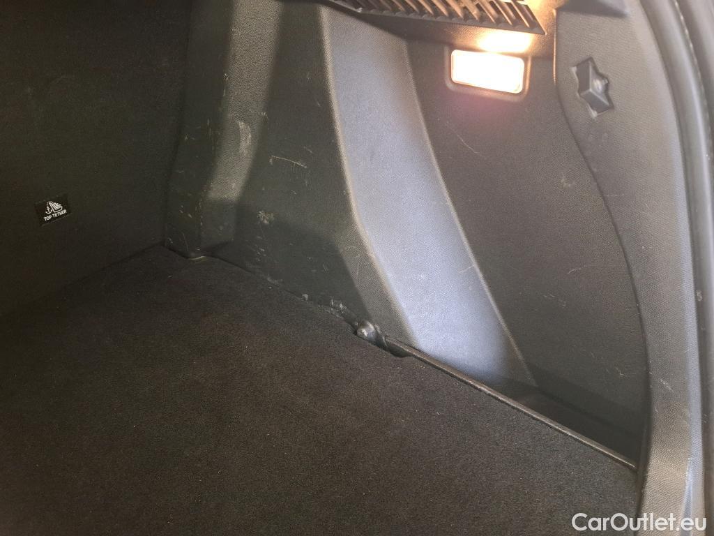  Peugeot  2008  Allure Business 1.5 HDi 110CV BVM6 E6d #16