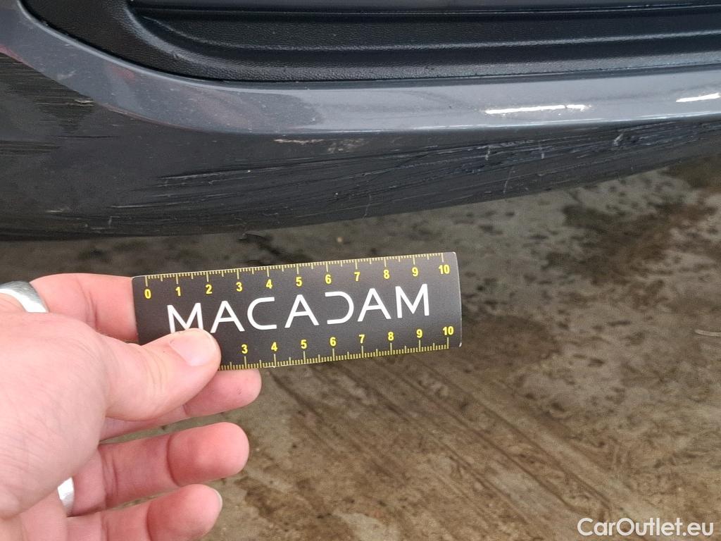  Volkswagen  Golf  VOLKSWAGEN / 2020 / 5P / Berline 2.0 TDI SCR 115 DSG7 Life Busi #2