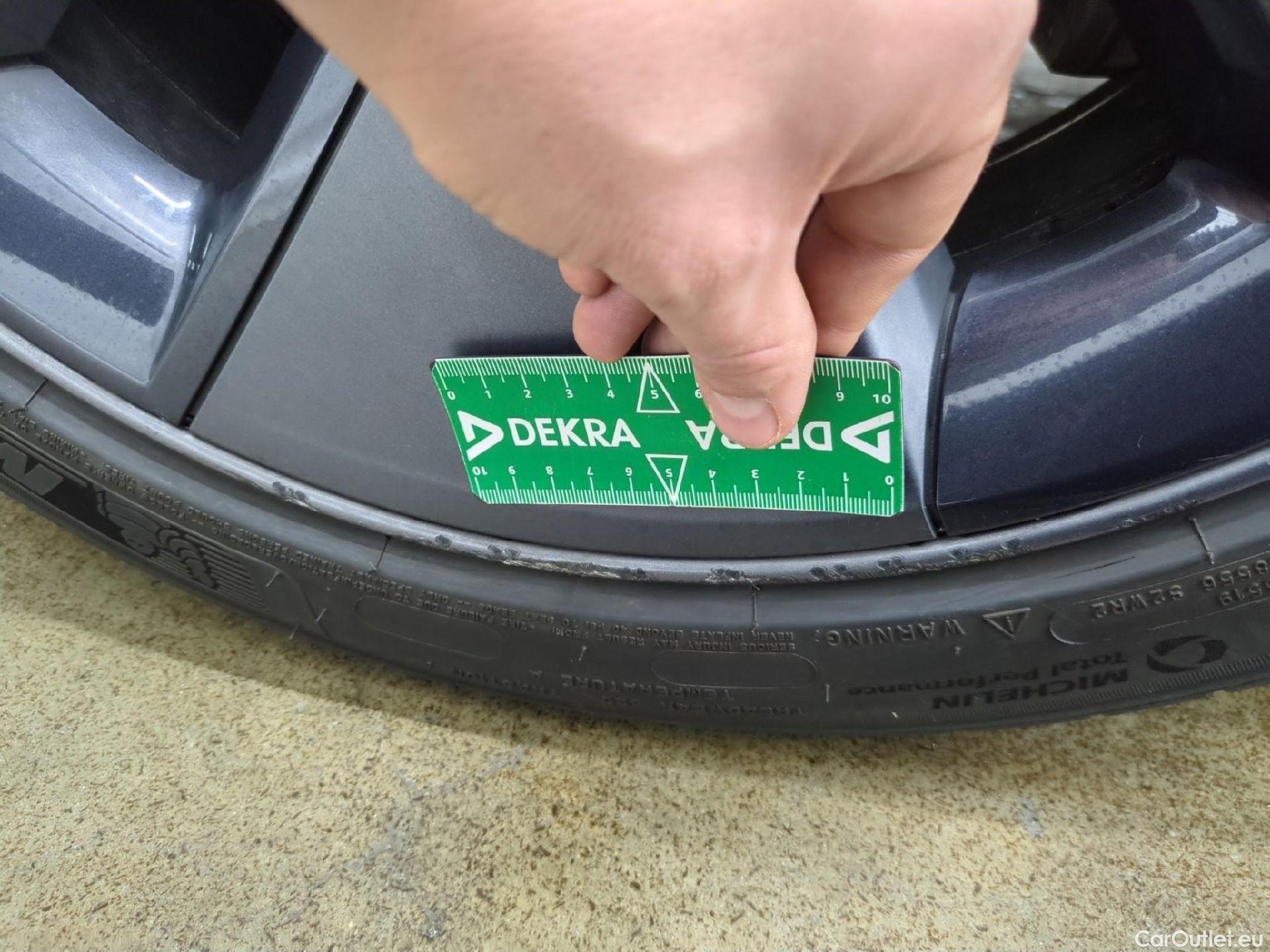  Tesla  Model 3 TESLA  / 2018 / 4P / Berline - #9