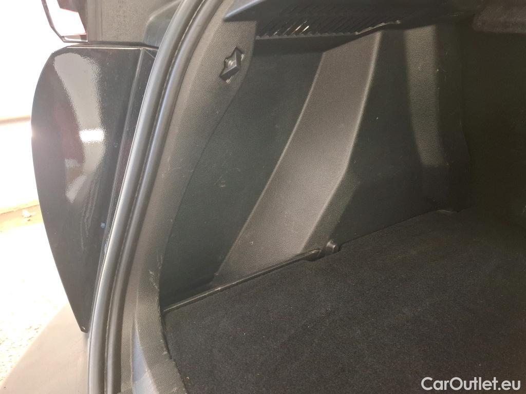  Peugeot  2008  Allure Business 1.5 HDi 110CV BVM6 E6d #19