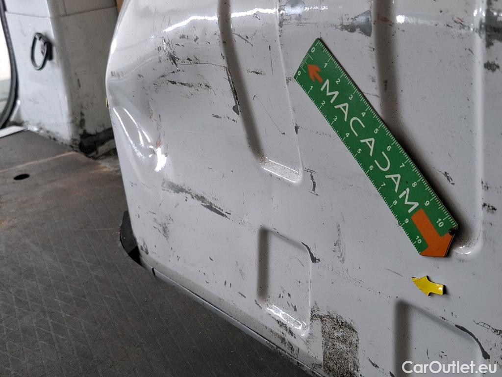  Renault  Master RENAULT  / 2019 / 4P / Fourgon tôlé FG Tr GCF F3300 L2H2 Energy dCi 150 #49