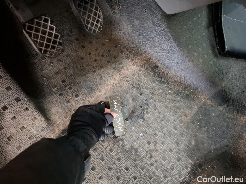  Volkswagen  Transporter VOLKSWAGEN  / 2019 / 4P / Fourgon tôlé 2.0 TDi 110 L1H1 Business #52