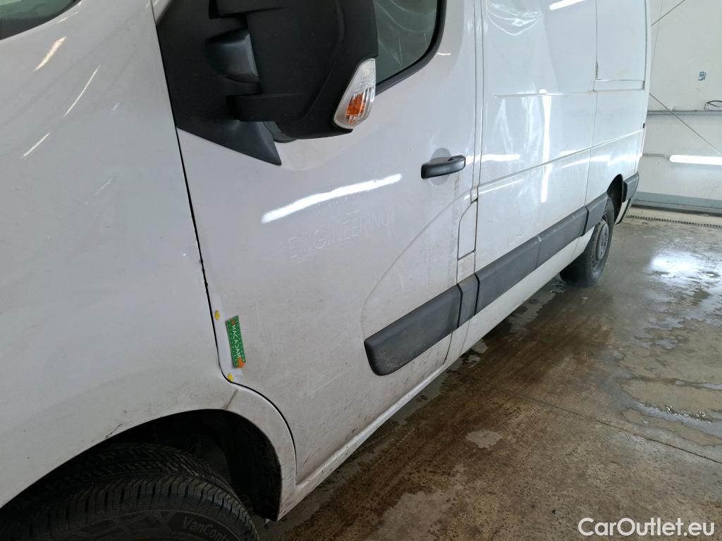  Renault  Master RENAULT  / 2019 / 4P / Fourgon tôlé FG Tr GCF F3300 L2H2 Energy dCi 150 #3