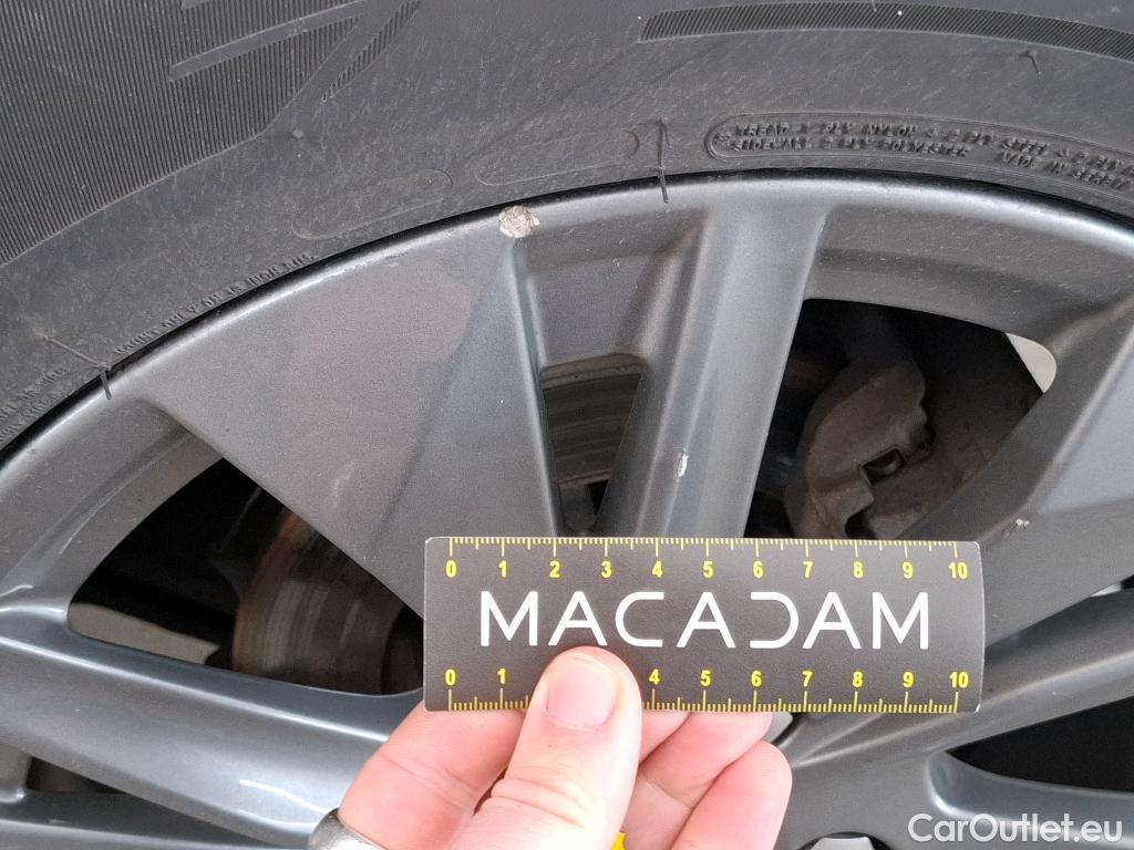  Peugeot  2008  Active 1.2 PureTech 130CV BVA8 E6d #36