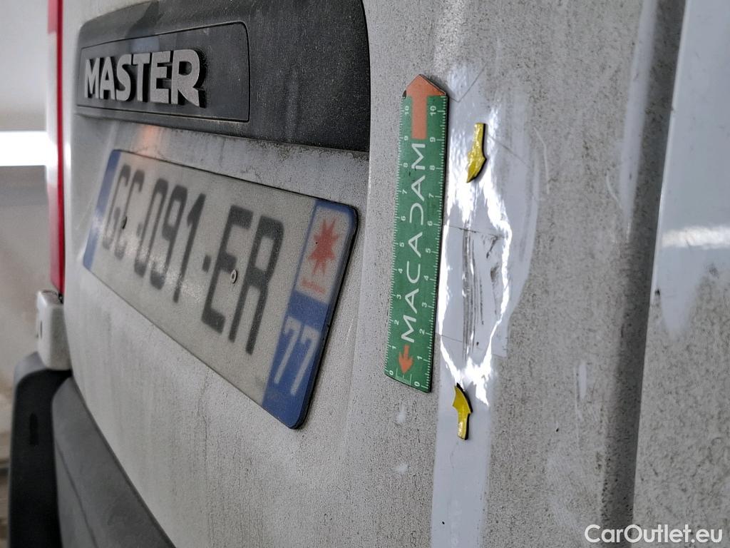  Renault  Master RENAULT  / 2019 / 4P / Fourgon tôlé FG Tr GCF F3300 L2H2 Energy dCi 150 #28
