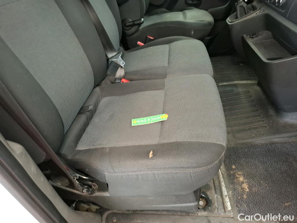  Renault  Master RENAULT  / 2019 / 4P / Fourgon tôlé FG Tr GCF F3300 L2H2 Energy dCi 150 #25