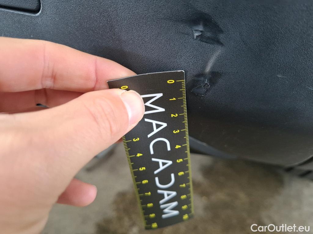  Peugeot  2008  Active Business 1.5 HDi 110CV BVM6 E6d #33