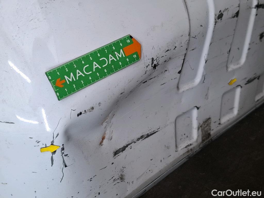  Renault  Master RENAULT  / 2019 / 4P / Fourgon tôlé FG Tr GCF F3300 L2H2 Energy dCi 150 #46