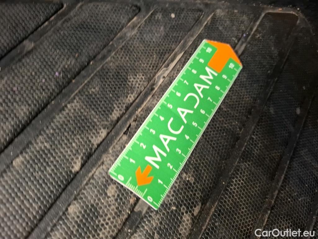  Peugeot  3008  II Allure 1.5 HDi 130CV BVA8 E6d #21