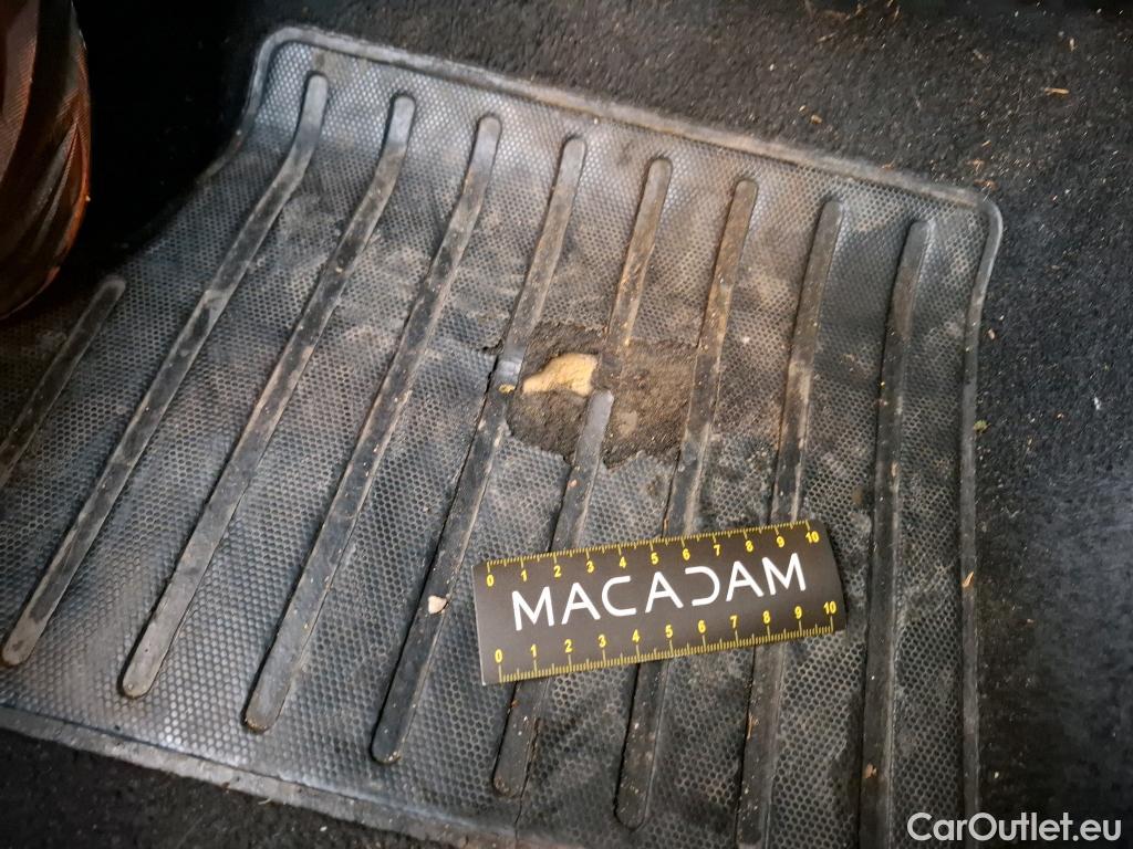  Peugeot  2008  Active 1.2 PureTech 130CV BVA8 E6d #1