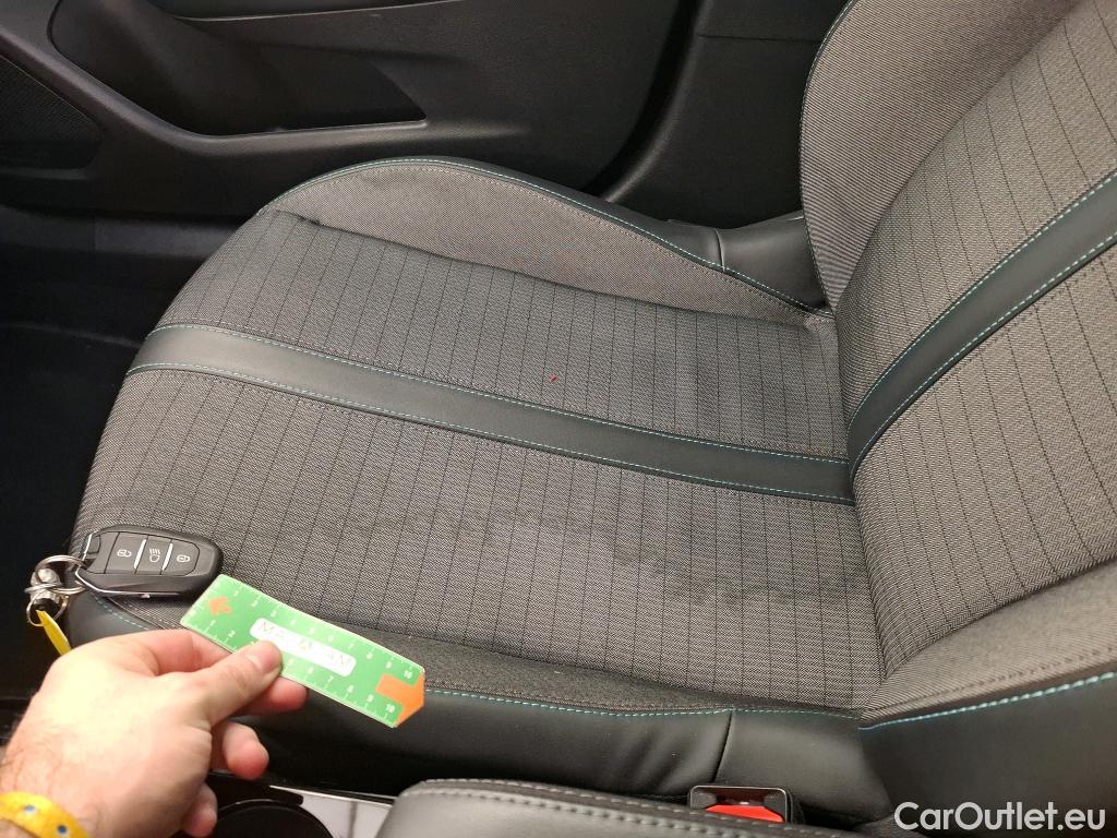  Peugeot  2008  Allure Business 1.5 HDi 110CV BVM6 E6d #35