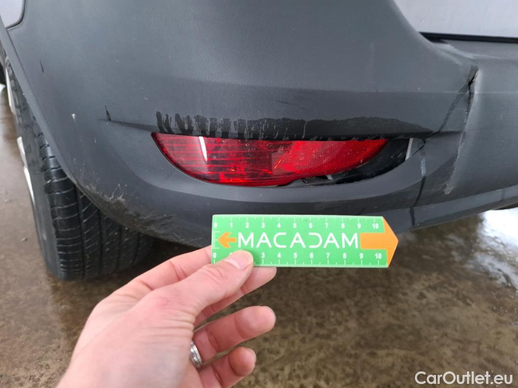  Peugeot  5008  Active Pack 1.5 HDi 130CV BVA8 7 Sieges E6d #9