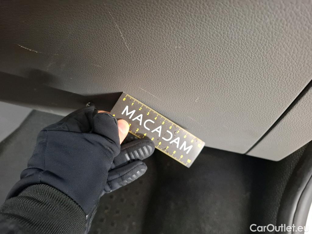  Volkswagen  Transporter VOLKSWAGEN  / 2019 / 4P / Fourgon tôlé 2.0 TDi 110 L1H1 Business #51