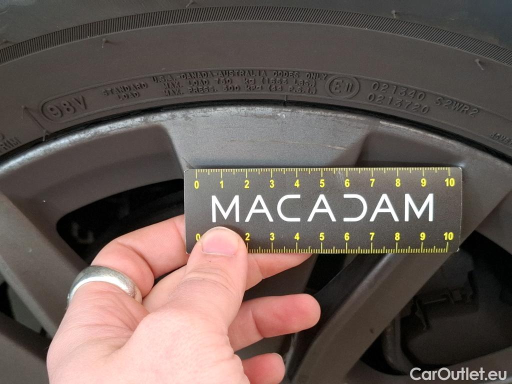  Peugeot  2008  Active 1.2 PureTech 130CV BVA8 E6d #18