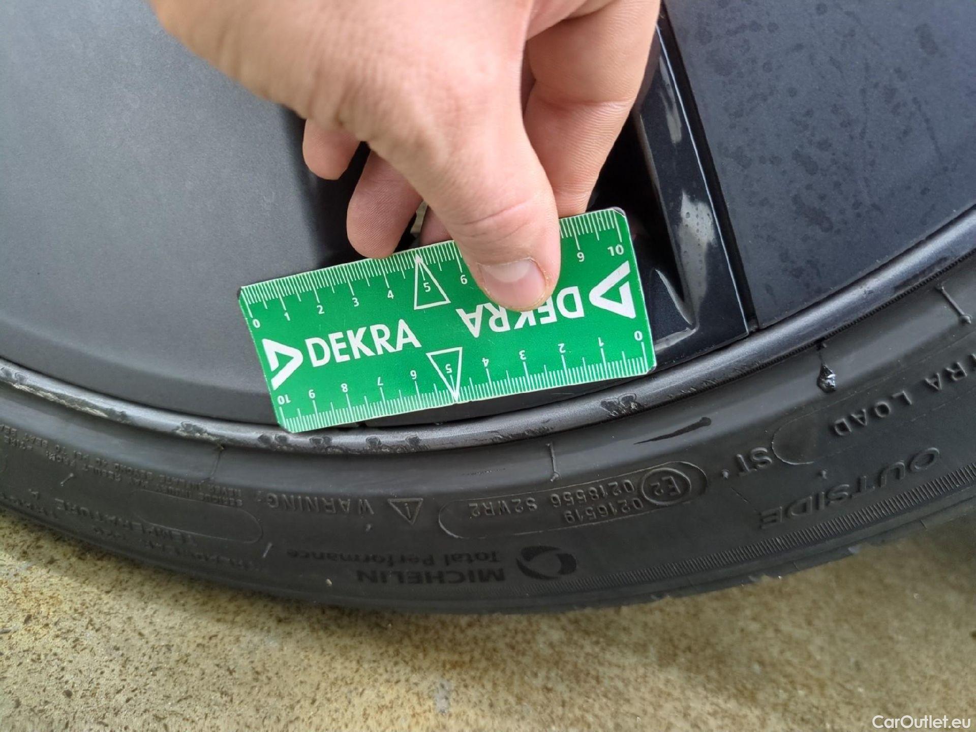  Tesla  Model 3 TESLA  / 2018 / 4P / Berline - #8