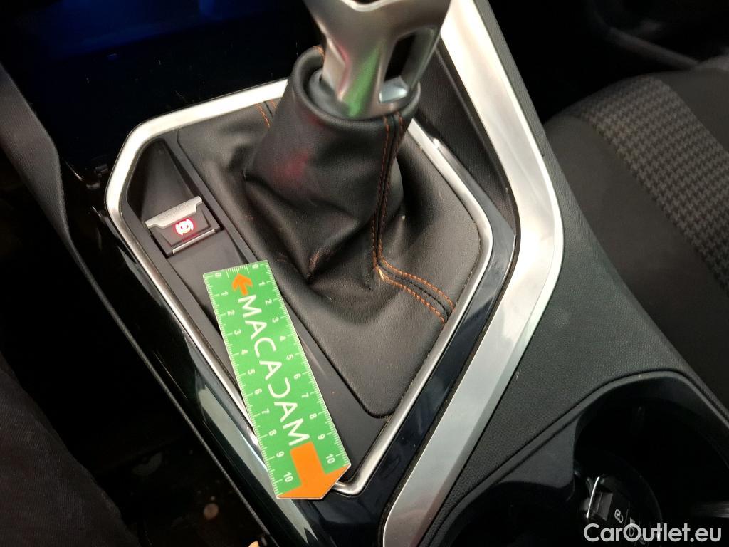  Peugeot  3008  Active Business 1.5 HDi 130CV BVM6 E6dT #25