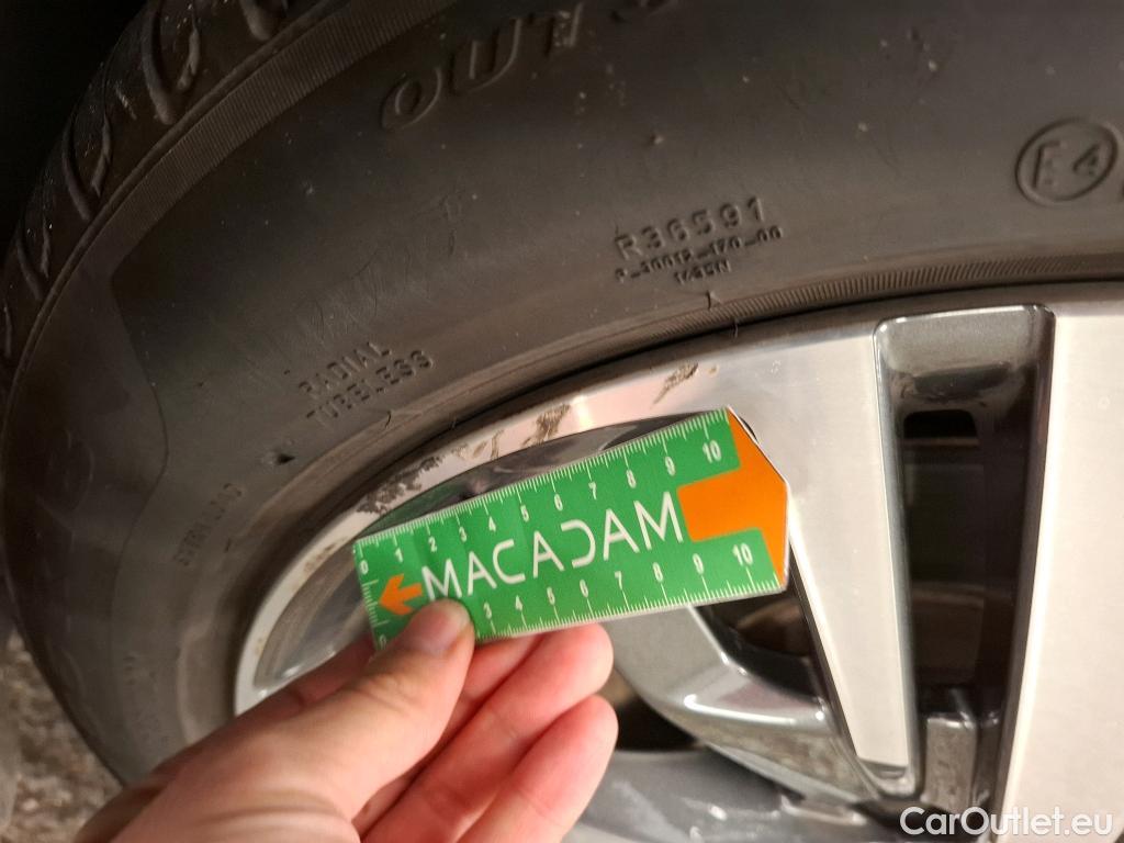  Peugeot  3008  II Allure 1.5 HDi 130CV BVA8 E6d #29