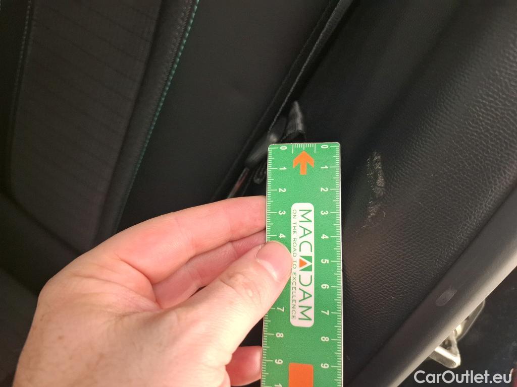  Peugeot  2008  Allure Business 1.5 HDi 110CV BVM6 E6d #12