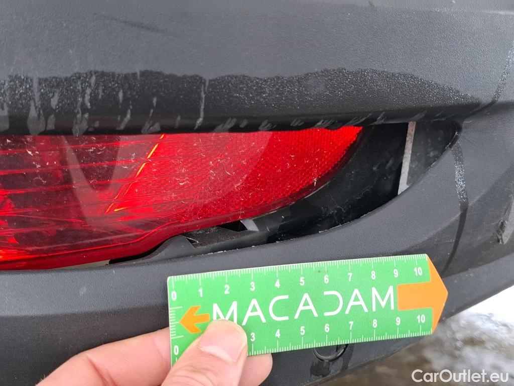  Peugeot  5008  Active Pack 1.5 HDi 130CV BVA8 7 Sieges E6d #11