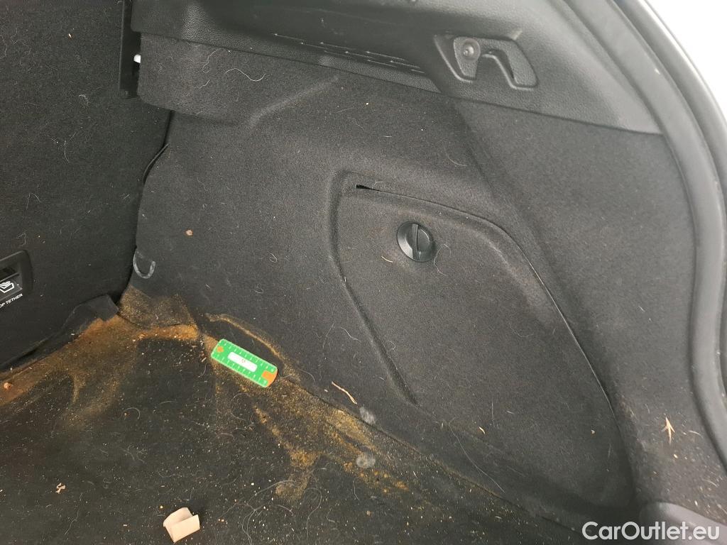  Renault  Megane  IV Berline 5 ptes. Business 1.5 dCi 115CV BVM6 E6d #10