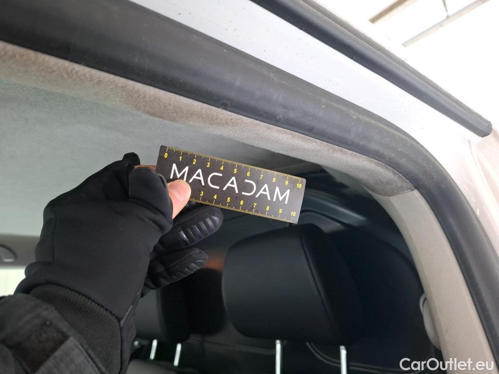  Volkswagen  Transporter VOLKSWAGEN  / 2019 / 4P / Fourgon tôlé 2.0 TDi 110 L1H1 Business #57