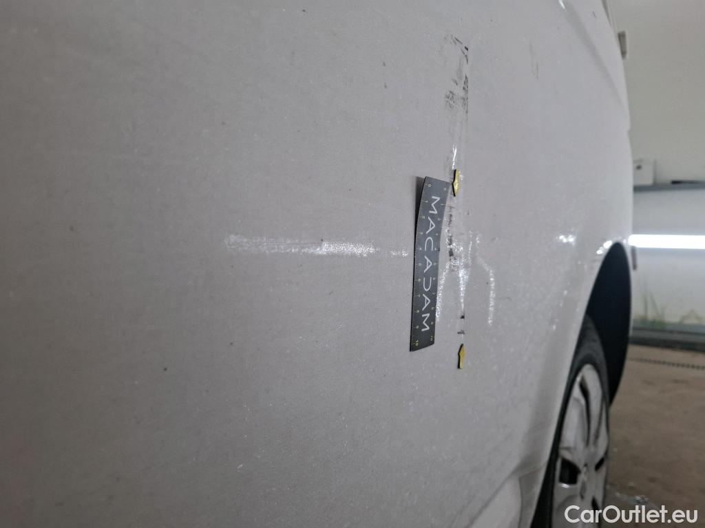  Volkswagen  Transporter VOLKSWAGEN  / 2019 / 4P / Fourgon tôlé 2.0 TDi 110 L1H1 Business #16