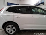  Volvo  XC60 VOLVO  / 2021 / 5P / SUV B4 D AWD automatico Momentum #44