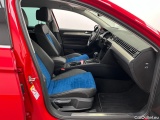 Volkswagen  Passat Variant 2.0 TDI SCR DSG Elegance Automatic Diesel  39 #6