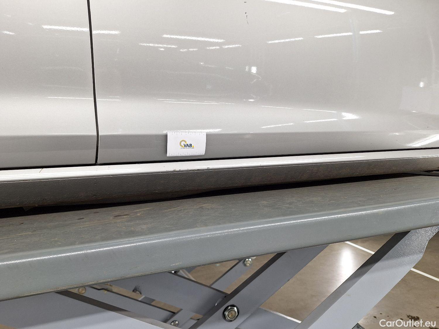  Volkswagen  Golf  VW, VII FL'16, Volkswagen VII 1.6 TDi Comfortline 5d #5